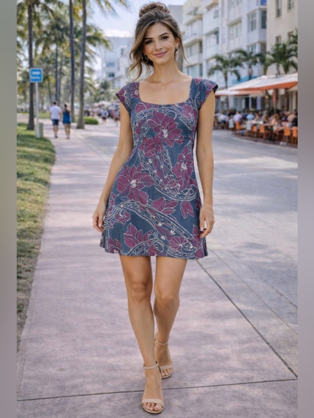 Silence + Noise Urban Outfitters Women's Floral Cap Sleeve Dress Size 12